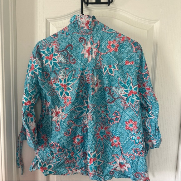 Erika Button Down Top - Picture 5 of 6